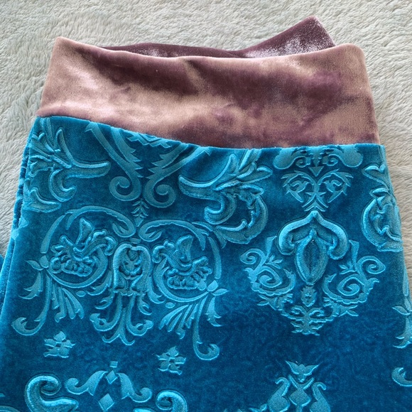 LUX MUSE TWO PIECE SET 💜 - Picture 8 of 8